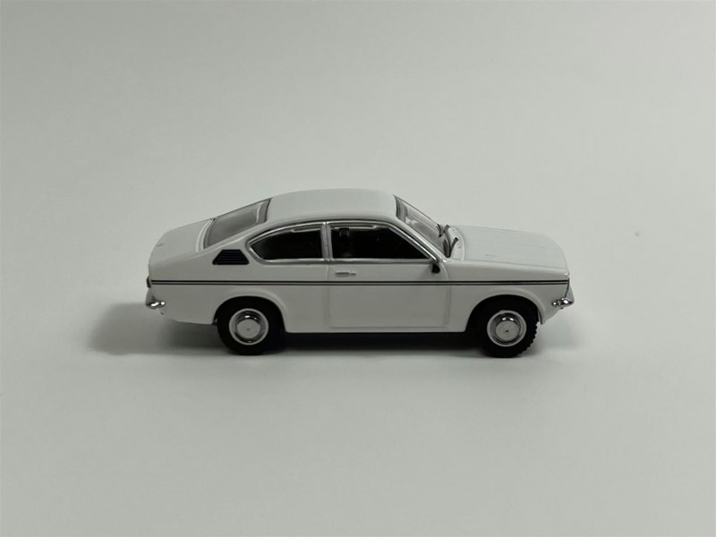 Minichamps Opel Kadett Coupe 1973 White 1:87 Scale 870040122