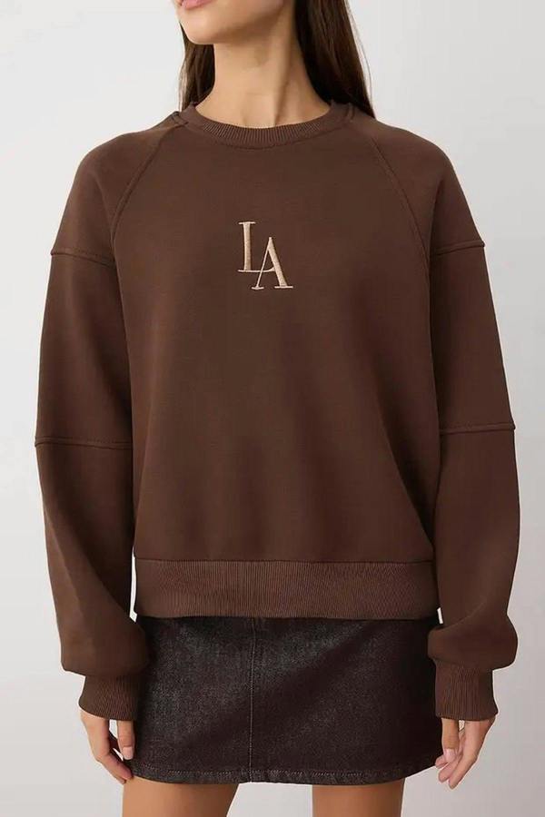 WOVCOR Crew Neck Embroidered Thick Fleece Knit Sweatshirt