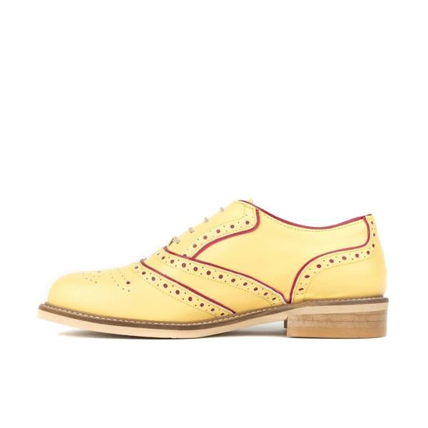 Embassy London Brick Lane - Pastel Yellow - Women's contrast leather lace-up brogue