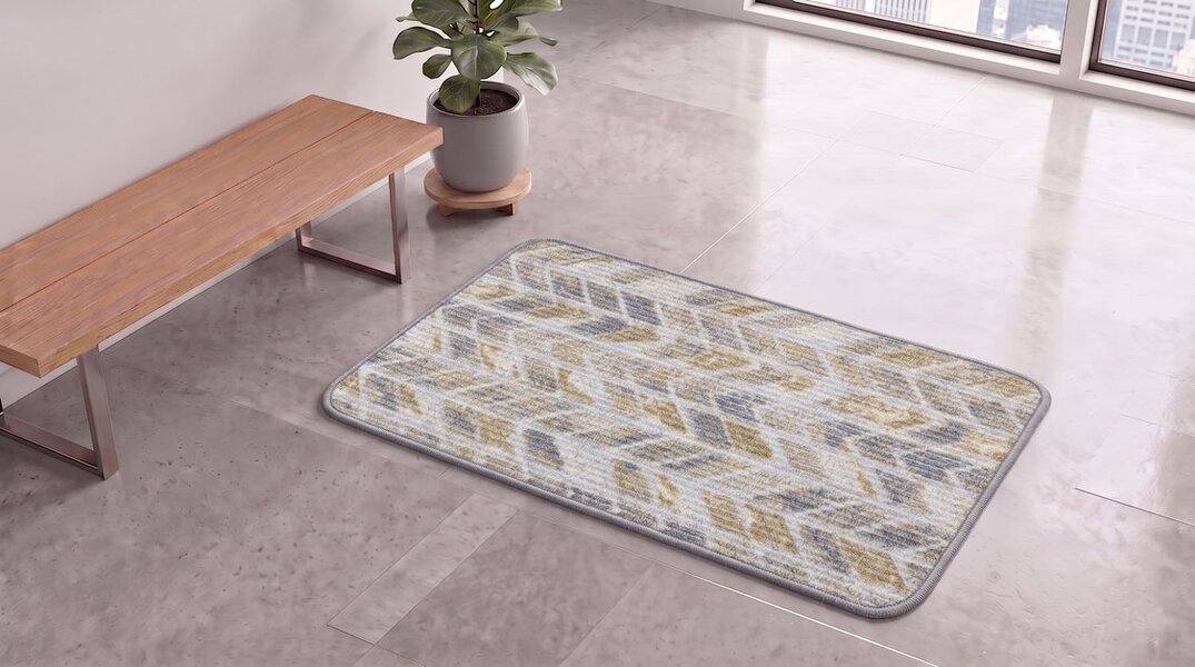 JVL Fiora Machine Washable Indoor Mat - 44 x 75cm - Quartz Chevron