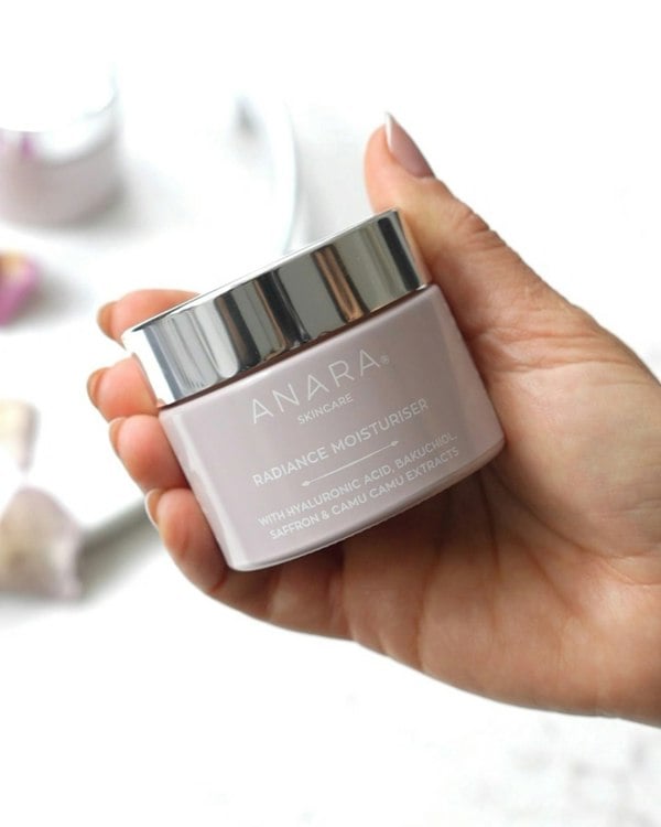 Anara Skincare Radiance Moisturiser in hand