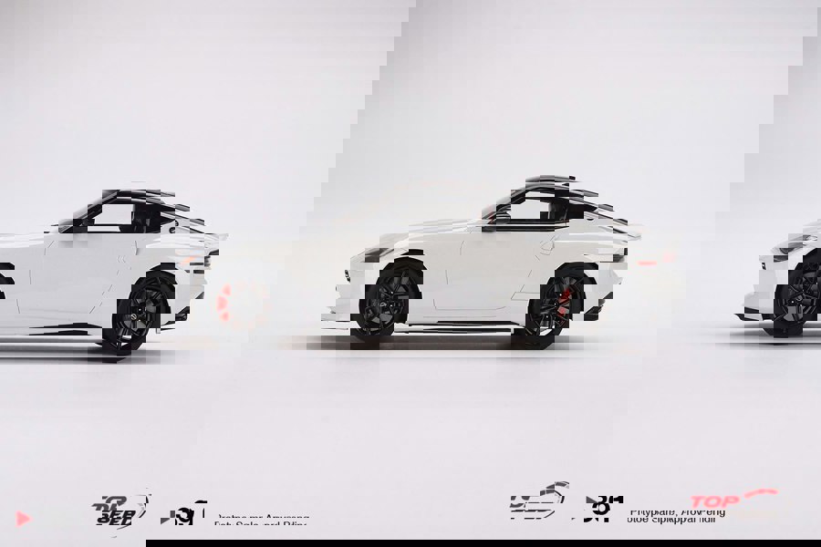 TSM Nissan Z Performance 2023 Everest White LHD 1:18 Scale TSM TS0391