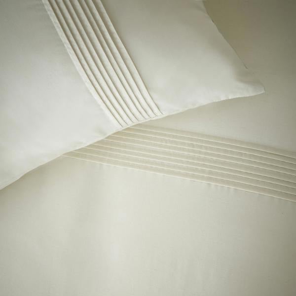 Catherine Lansfield Pintuck Easy Iron Percale Duvet Cover Set Cream
