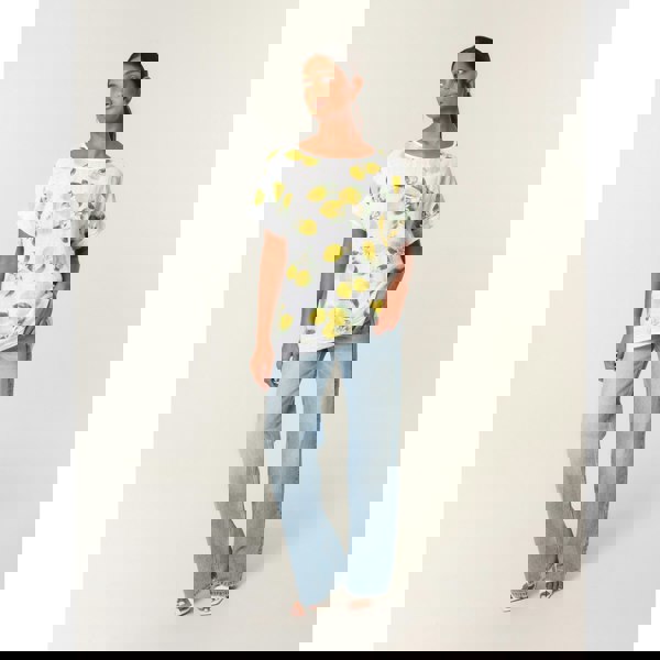 Blue Vanilla Linen Front Lemon Print Top With Sequin