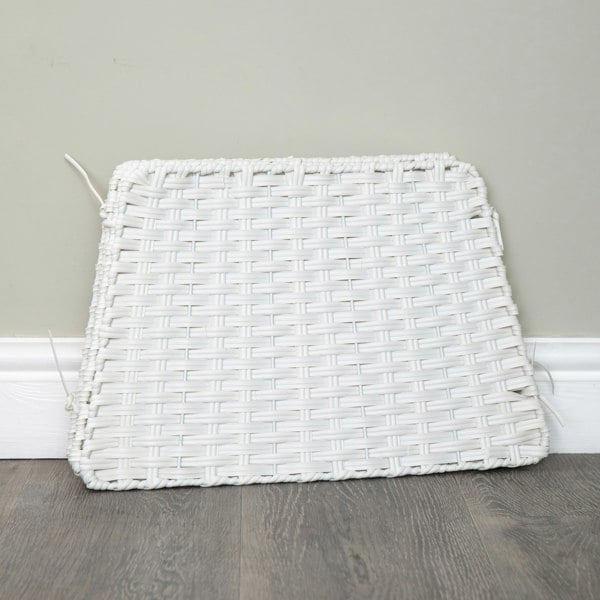 Samuel Alexander 47cm x 46cm Samuel Alexander Foldable Faux Rattan Christmas Tree Skirt in White
