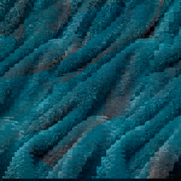 Snug City Soft & Warm Mink Throw Blanket