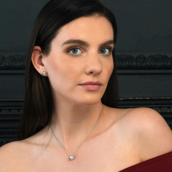 namana 925 Sterling Silver Solitaire Bezel Set Pendant Necklace for Women