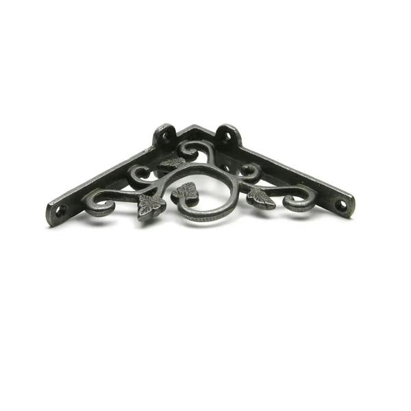 Pair of Cast Iron Leaf Design Shelf Brackets - 115mm x 115mm