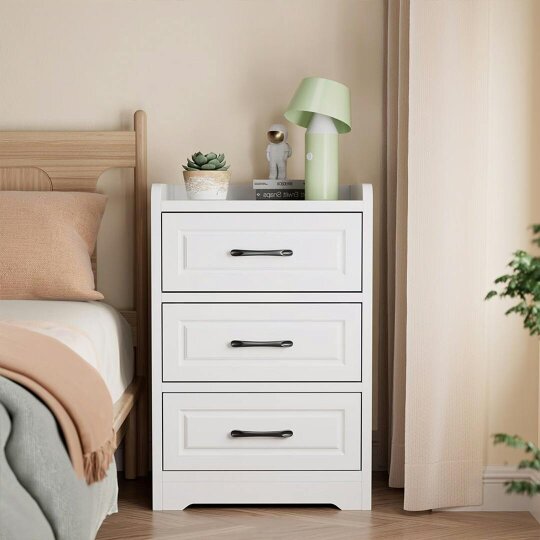 Havendro 3 Drawer Bedside Cabinet, White Chest Table, Solid Wood Bedroom Furniture