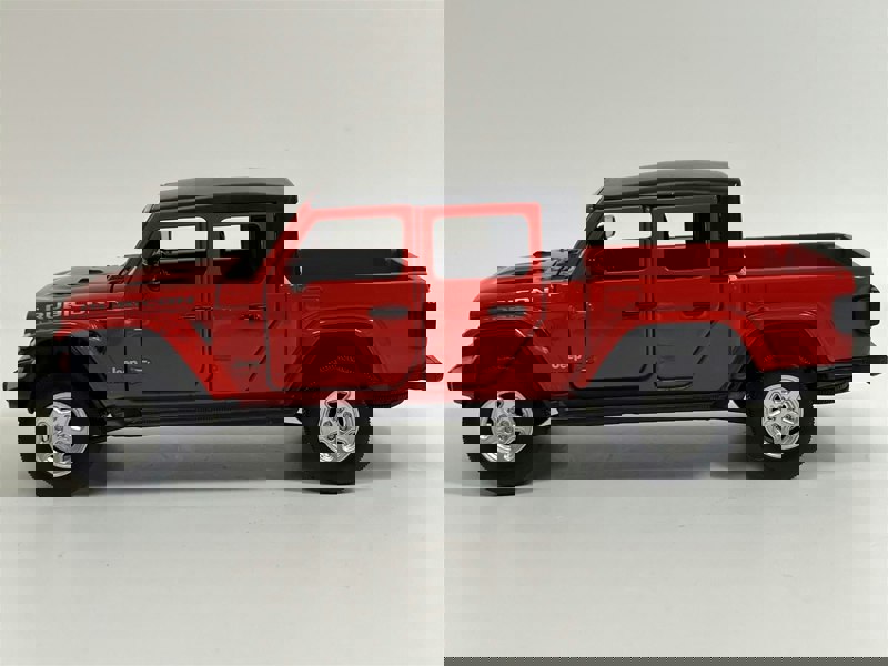 Tayumo Jeep Gladiator Red LHD Red 1:32 Scale Light & Sound Tayumo 32130001