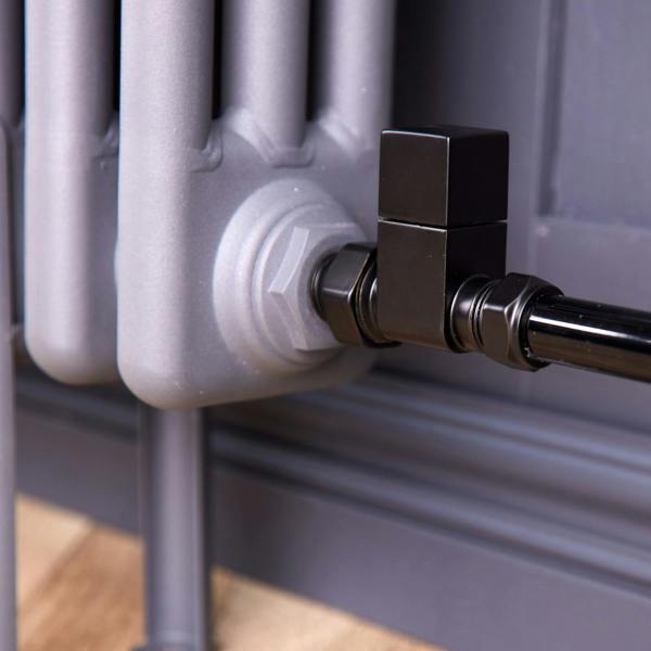 Flode Straight Square Manual Radiator Valve Pack | 15mm x 1/2″ | Stain Black