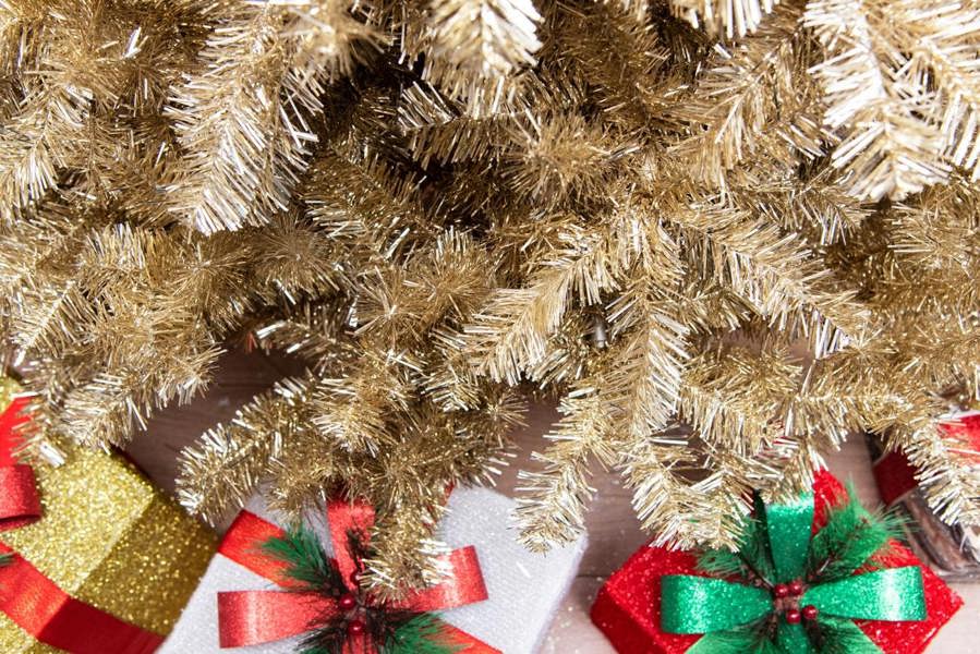 4ft to 7ft Champagne Gold Artificial Christmas Tree with Hinged Branches and Foldable Stand image 6
