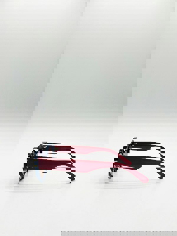 SVNX Oval Cat-Eye Sunglasses in Navy Red