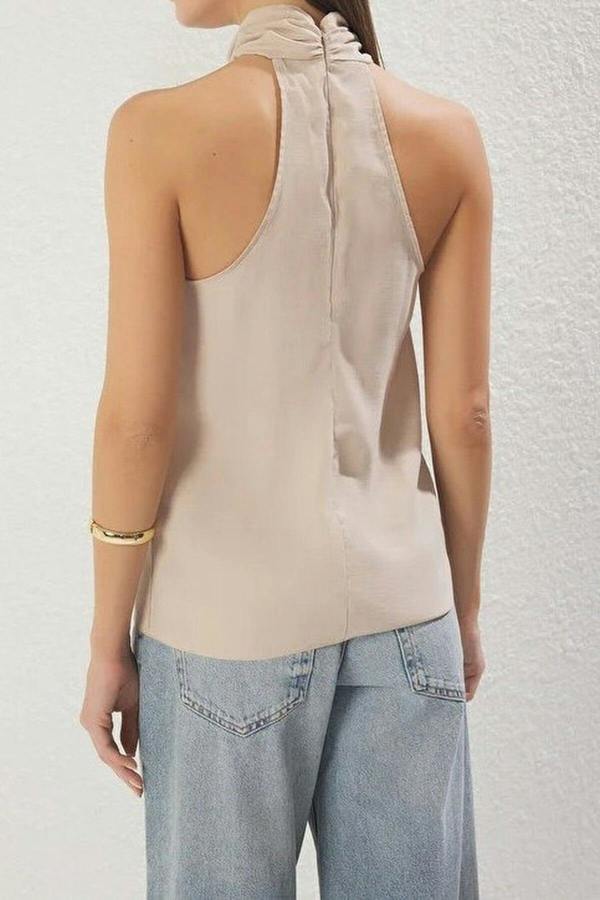 WOVCOR Halter Neck Knotted Woven Blouse