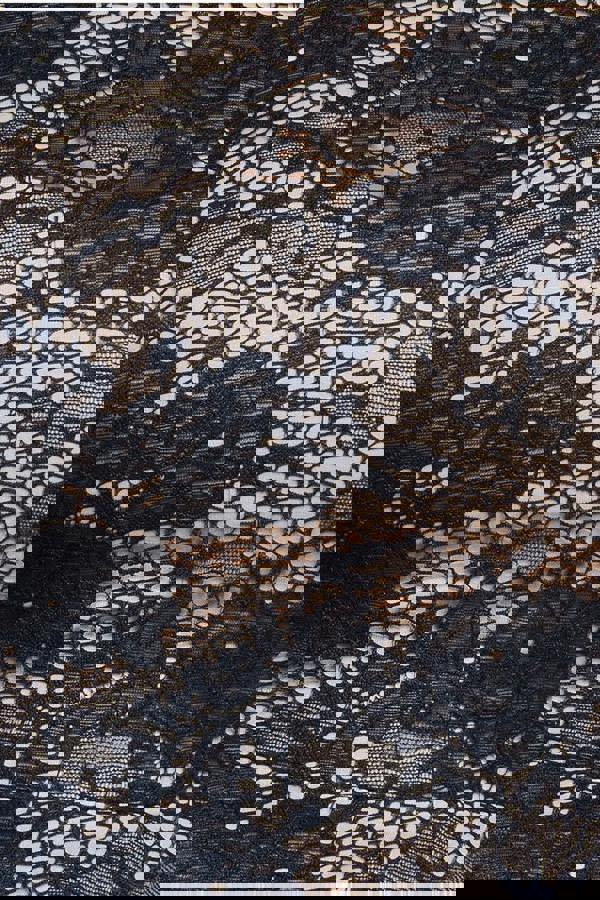 Scalloped Lace A-Line Maxi Dress - Black DR4496