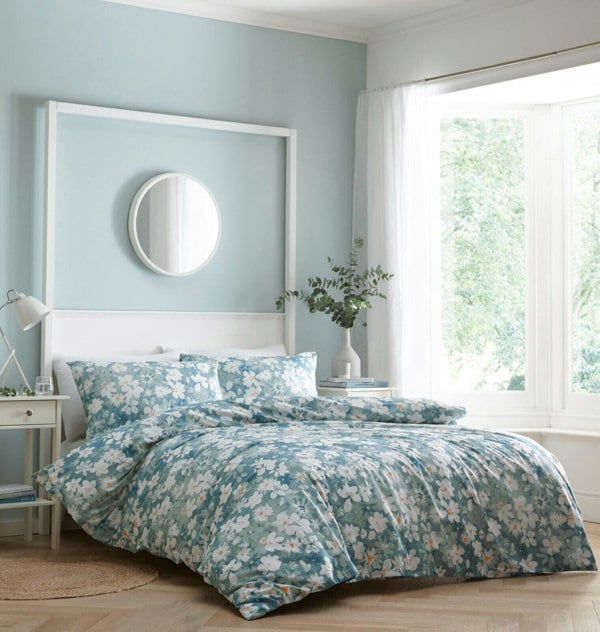 Intimates Chic Multi-Colour Printed Cotton Blend Duvet Cover & Pillowcase Set, Trendy Bedroom Textiles with Button Enclosure