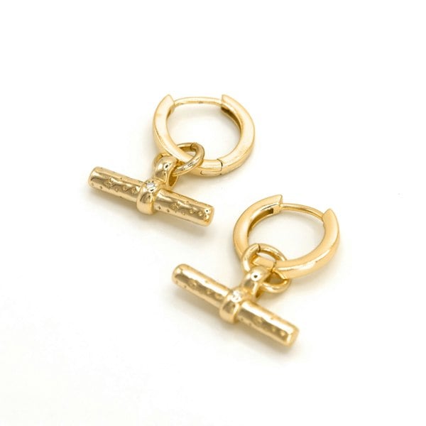 Luna Charles Cassia T-Bar Huggie Earrings | 18k Gold Plated