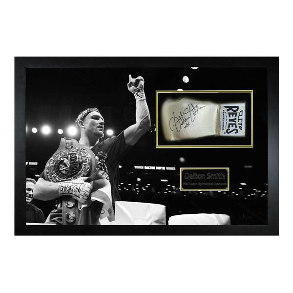 Dalton Smith Signed Cleto Reyes Glove Iconic Frame