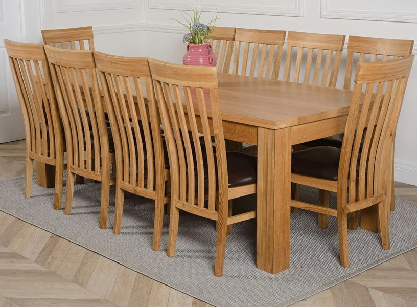 That's Furniture Dakota Extra Large Oak Dining Table with Harvard Oak Chairs