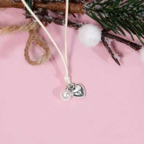 Letterbox Cocktails Secret Santa Gift Box – Christmas Cocktail & Bracelet Set
