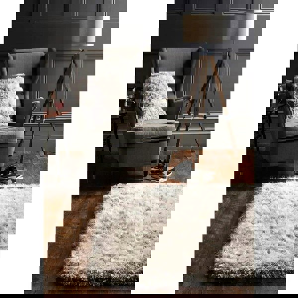 Extravagance Silver Grey Shaggy Rug | 60s Retro Glamour