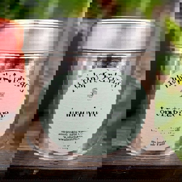 tomato vine scented candle