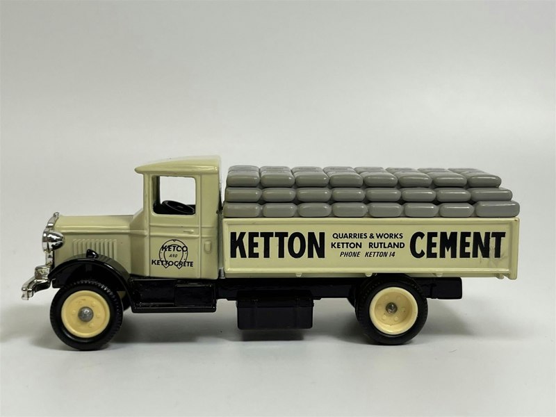 MCSlots Mack Sack Truck 1934 Ketton Cement Days Gone Lledo 39001D B2
