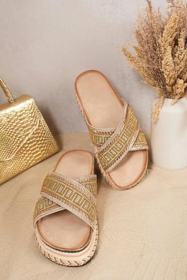 Yareli Embellished Cross Strap Platform Sandals - Gold