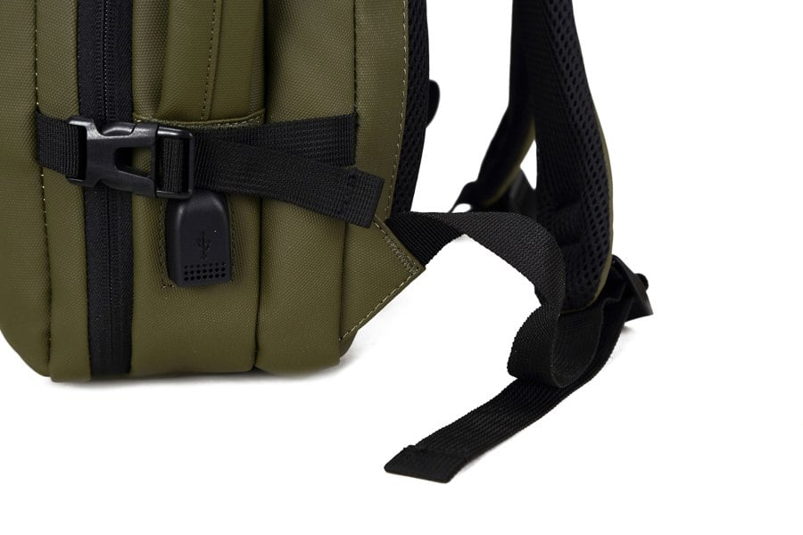 A2B Fernwah Weatherproof EasyJet 27L Onboard Backpack Cabin Under-Seat Bag