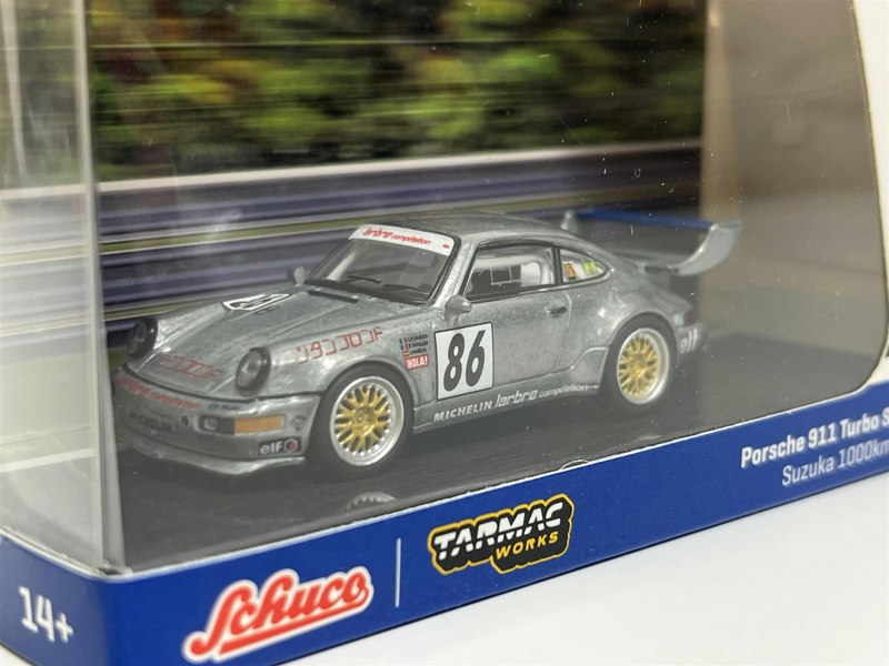 Tarmac Porsche 911 Turbo S LM GT Suzuka 1000 km 1994 Chase Model 1:64 Tarmac Works T64S00994SU