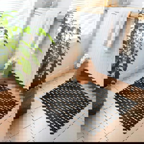 Nicoman Stylish Anti Slip Bath Matt Shower Mat 61cm x 43cm 