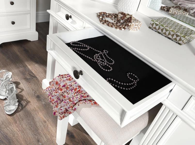 Statement Furniture Gainsborough Dressing Table with Extension Drawers. Large Dressing Table with 9 Drawers