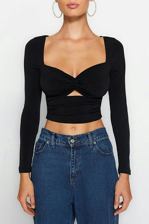 WOVCOR Cut Out Detailed Knit Blouse
