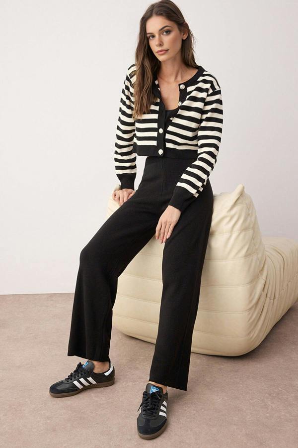 WOVCOR 2-Piece Crop Knit Top & Pants Set