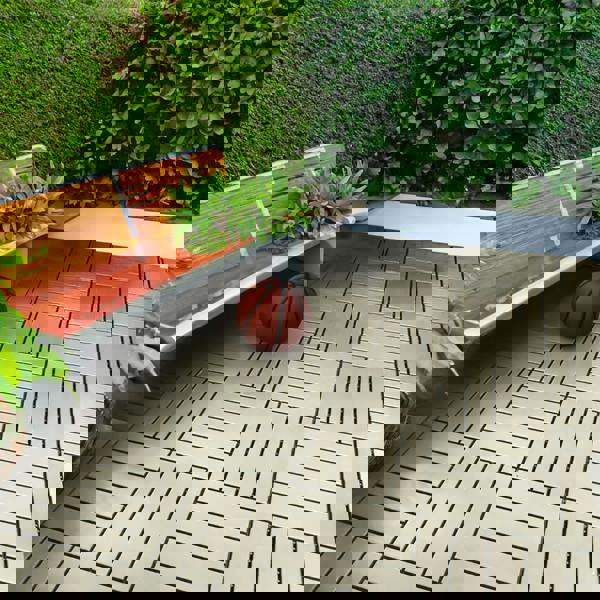 Nicoman Polydeck PVC Decking Tiles