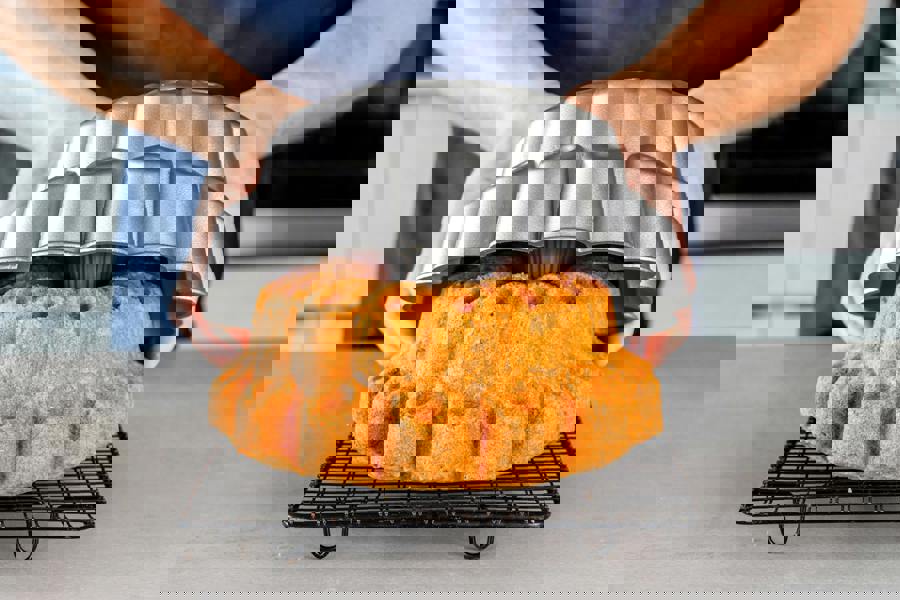 MasterClass Cast Aluminium Decorative Tiered Cake Tin, 24cm