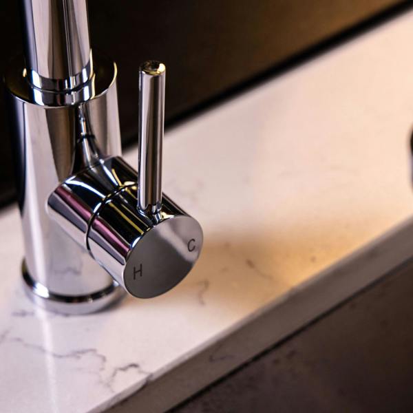 Flode Runda | Kitchen Sink Mixer with Pull out Spray | Chrome | Round Head