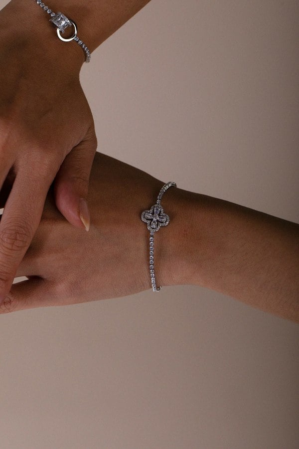 SVNX Clover Diamante Bracelet in Silver Colour - Gift Boxed