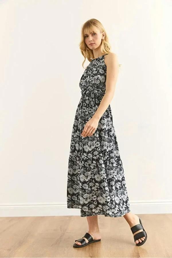 Hoxton Gal Halter Neck Belted Midi Dress