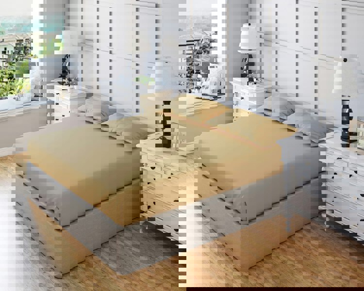 Snug City Non Iron Polycotton Plain Dyed Fitted Sheet Extra Deep 25cm Elasticated Skirt