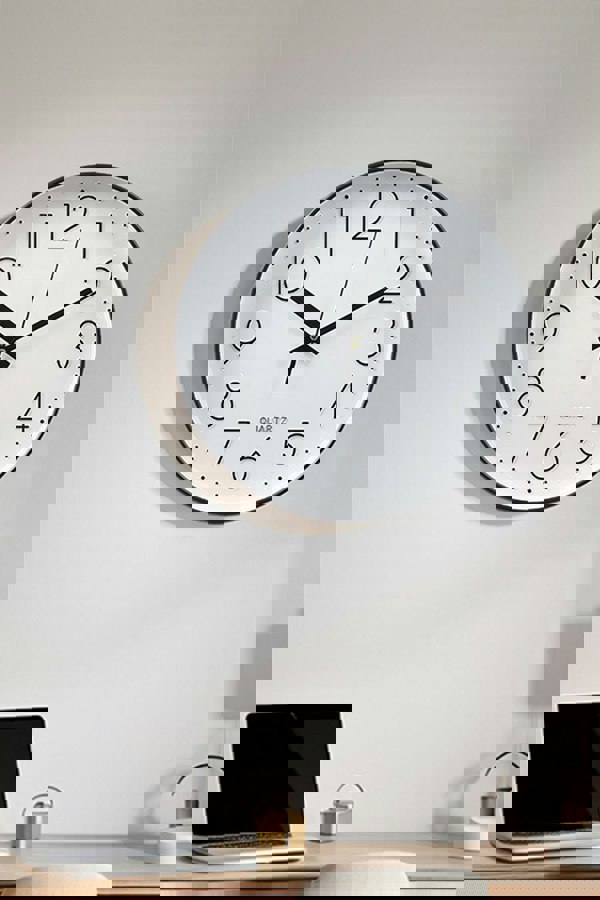 Living and Home 12-Inch Minimalist Wall Clock with Arabic Numerals