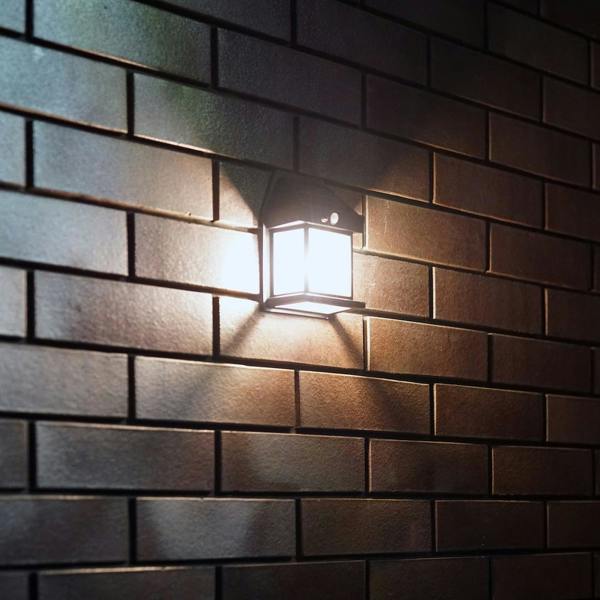 Milagro Filo Solar Wall Lamp 3000K