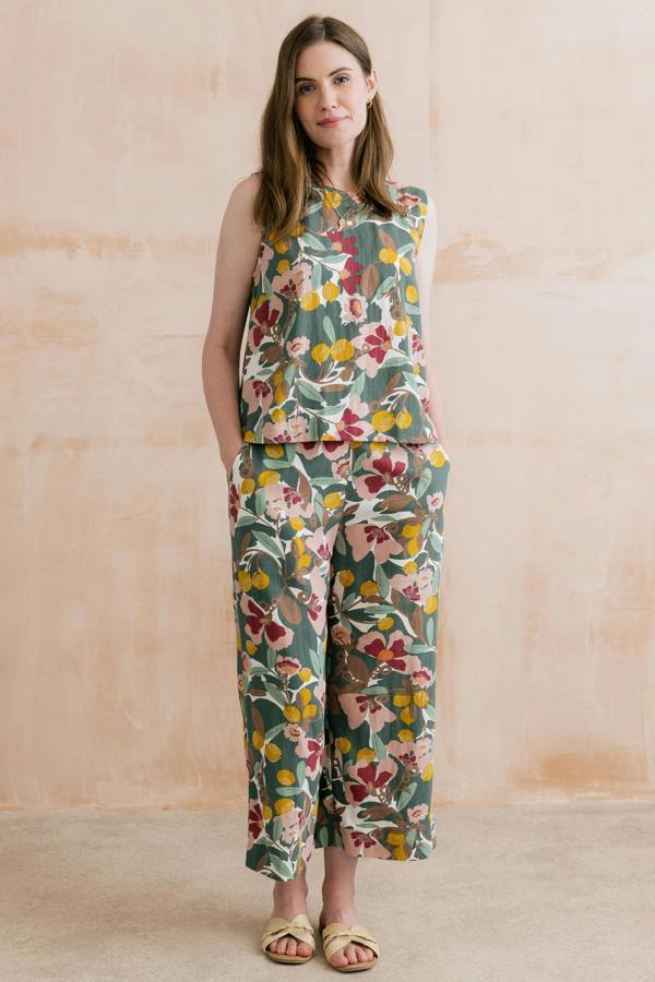 Lily & Me Greta Ceres Print Cropped Trousers Laurel Green