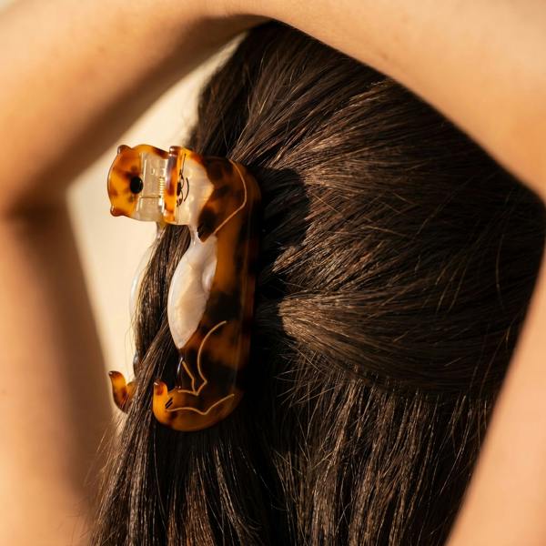 Gold Trip Otter Claw Clip