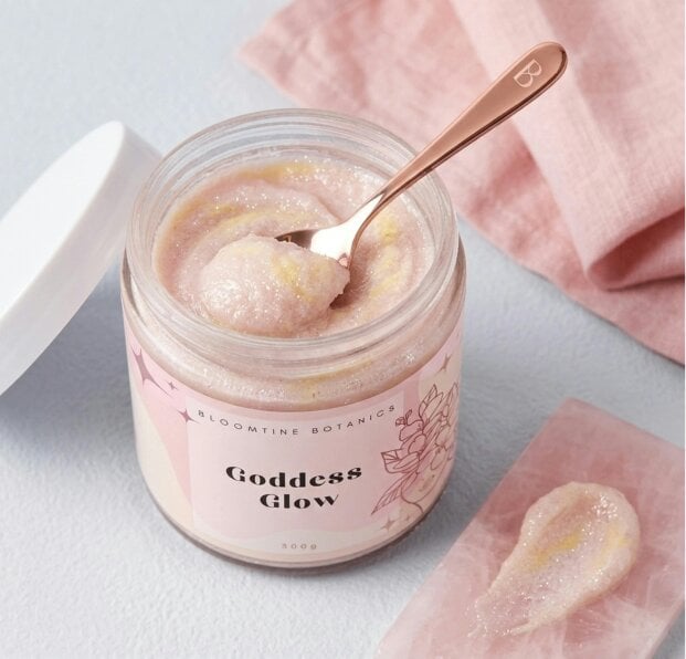 BLOOMTINE Indulgent Goddess Glow Foaming Scrub
