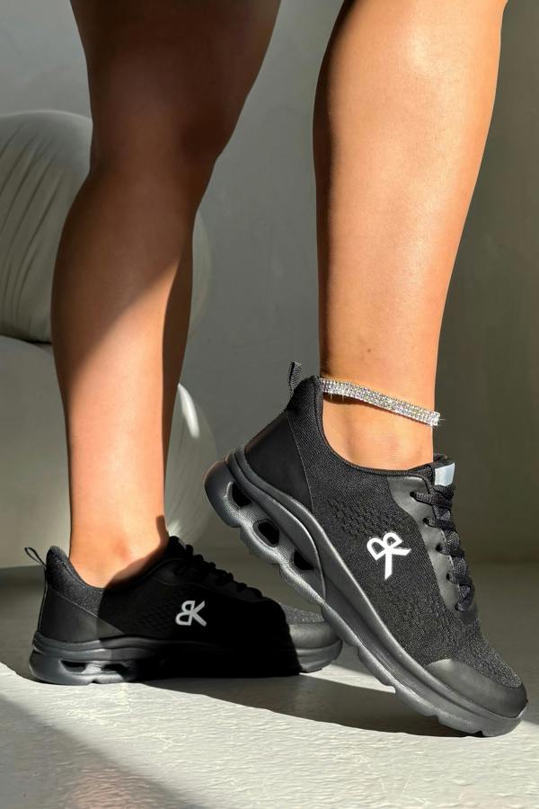 Everyday AirFlex Lightweight Lace-Up Comfort Trainers Black designed with ultra-lightweight design perfect for everyday wear