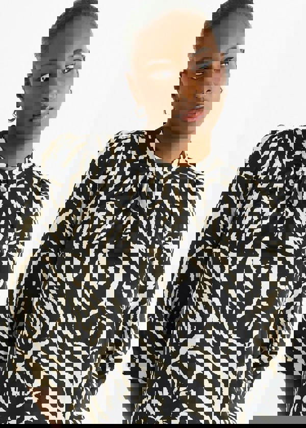 Gini London Black Animal High Neck Satin Blouse