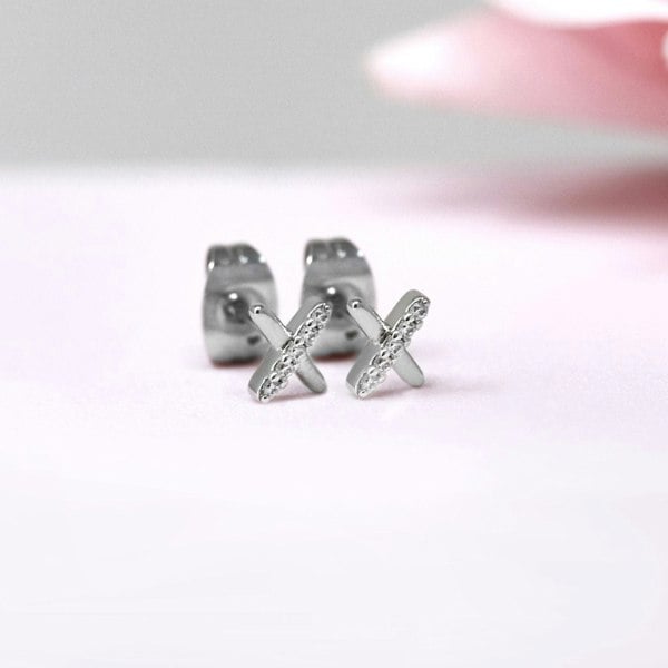 Say It With Kiss Earrings - Silver Plated