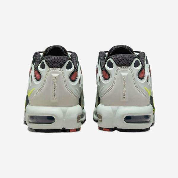 Nike FD4290-009 Sneakers   in  White