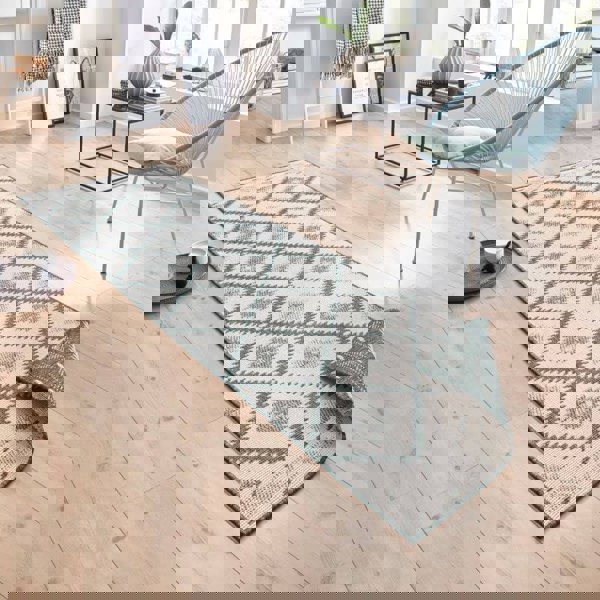 The Rugs Malibu Reversible Indoor-Outdoor Rug - Diamond